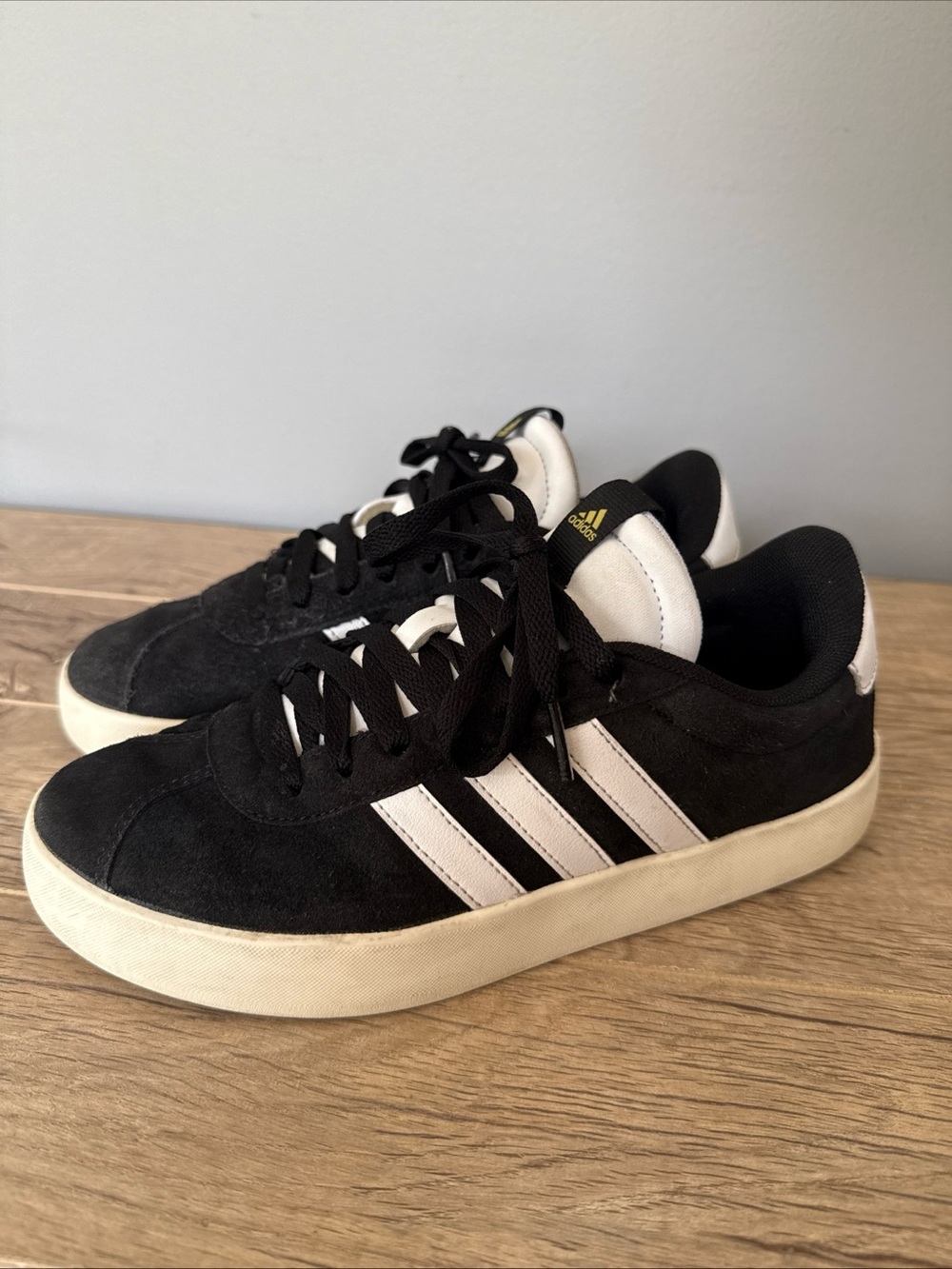 ADIDAS VL Court 3.0 Low Suede Leather Black White ID 6279 Womens Size 6.5